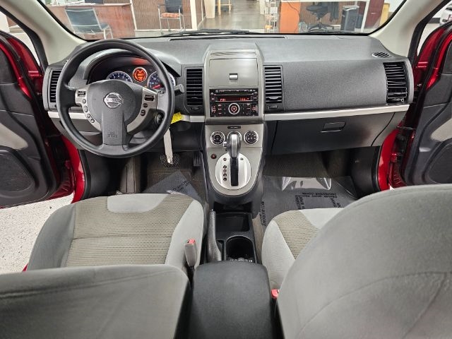 Nissan Sentra 4dr Sdn I4 CVT 2.0 S 2012