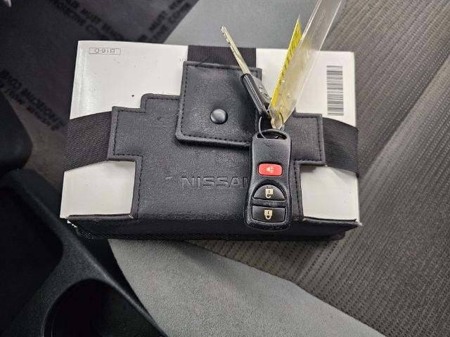 Nissan Sentra 4dr Sdn I4 CVT 2.0 S 2012