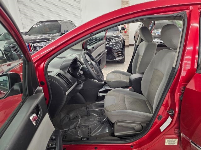 Nissan Sentra 4dr Sdn I4 CVT 2.0 S 2012