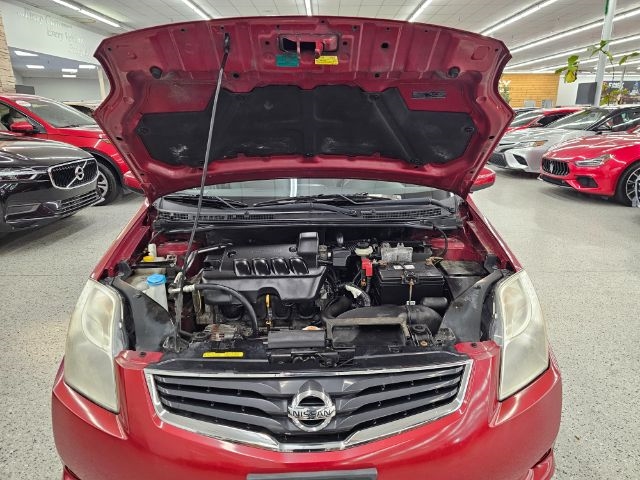Nissan Sentra 4dr Sdn I4 CVT 2.0 S 2012
