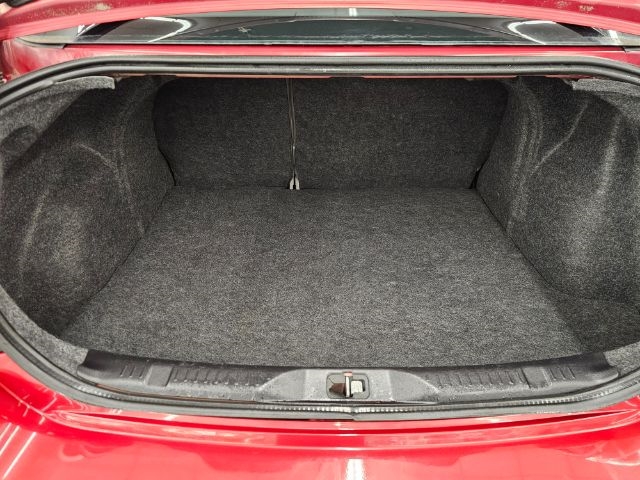 Nissan Sentra 4dr Sdn I4 CVT 2.0 S 2012