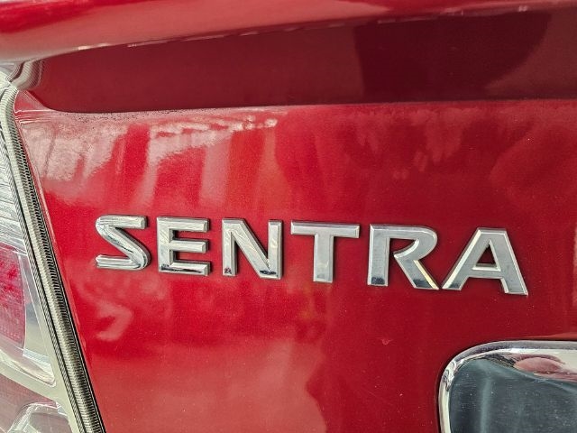 Nissan Sentra 4dr Sdn I4 CVT 2.0 S 2012