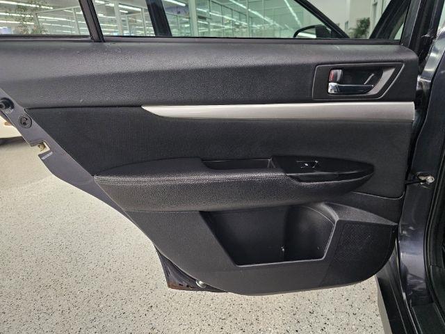 Subaru Outback 4dr Wgn H4 Auto 2.5i Premium 2013