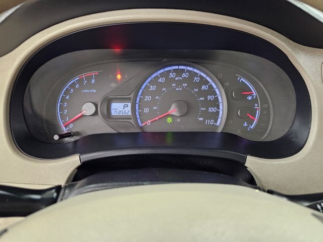 Toyota Sienna 5dr 8-Pass Van V6 LE FWD (Natl) 2014