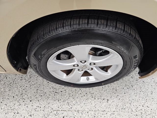 Toyota Sienna 5dr 8-Pass Van V6 LE FWD (Natl) 2014