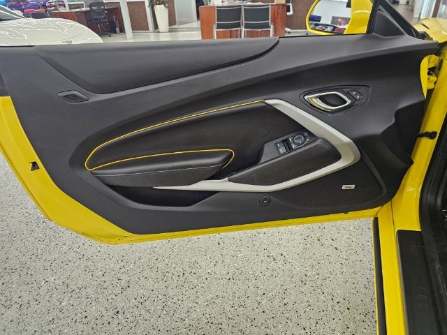 Chevrolet Camaro 2dr Conv 1LT 2016