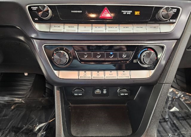 Hyundai Sonata SE 2.4L 2018