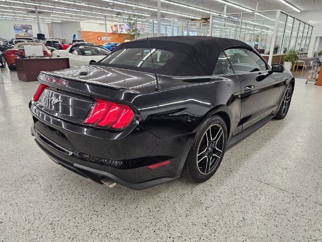 Ford Mustang EcoBoost Convertible 2020