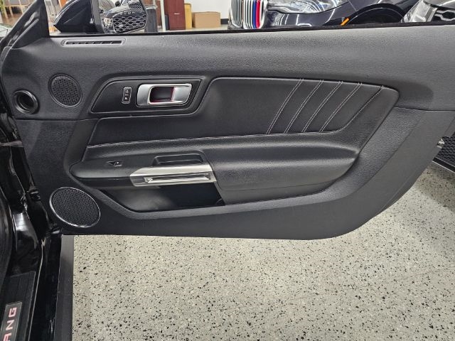 Ford Mustang EcoBoost Convertible 2020