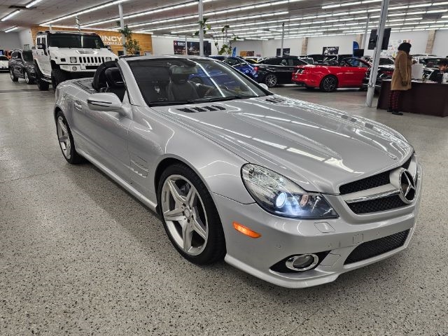 Mercedes-Benz SL-Class 2dr Roadster SL 550 2011
