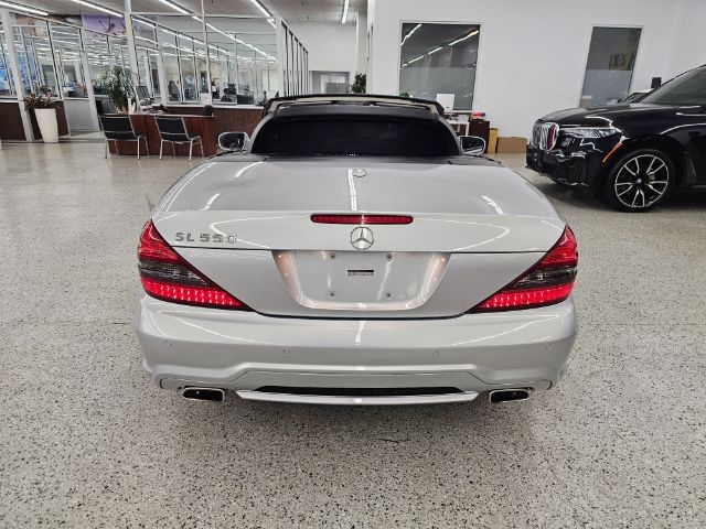 Mercedes-Benz SL-Class 2dr Roadster SL 550 2011