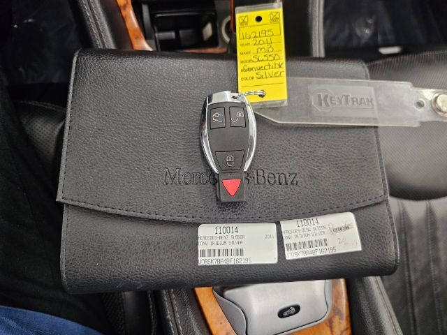 Mercedes-Benz SL-Class 2dr Roadster SL 550 2011