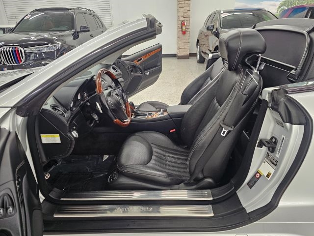 Mercedes-Benz SL-Class 2dr Roadster SL 550 2011