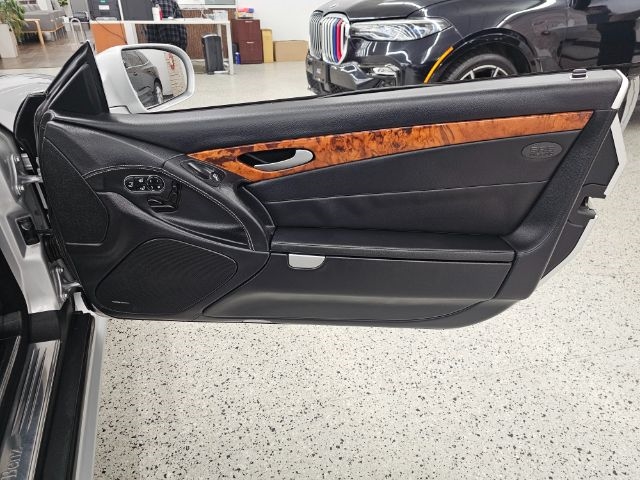 Mercedes-Benz SL-Class 2dr Roadster SL 550 2011