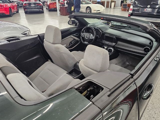 Chevrolet Camaro 2dr Conv 1LT 2020