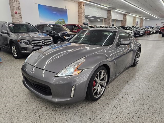 Nissan 370Z Coupe Sport Tech Manual 2017