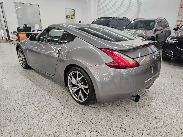 Nissan 370Z Coupe Sport Tech Manual 2017