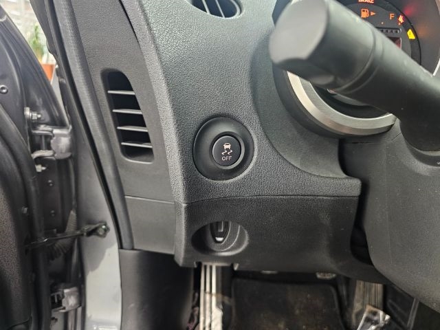 Nissan 370Z Coupe Sport Tech Manual 2017