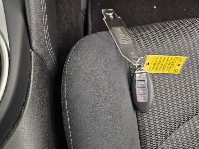 Nissan 370Z Coupe Sport Tech Manual 2017