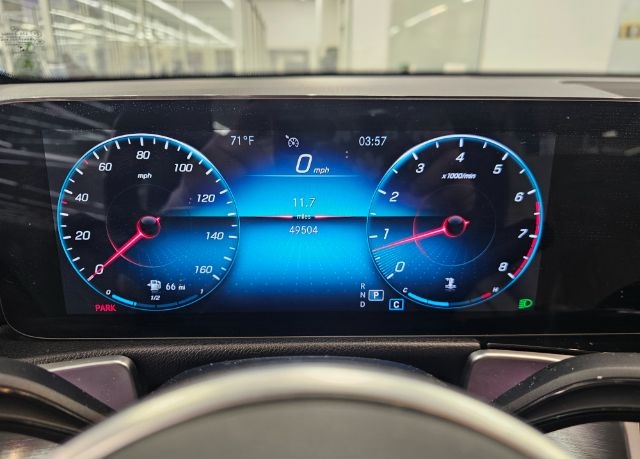 Mercedes-Benz GLB GLB 250 4MATIC SUV 2022