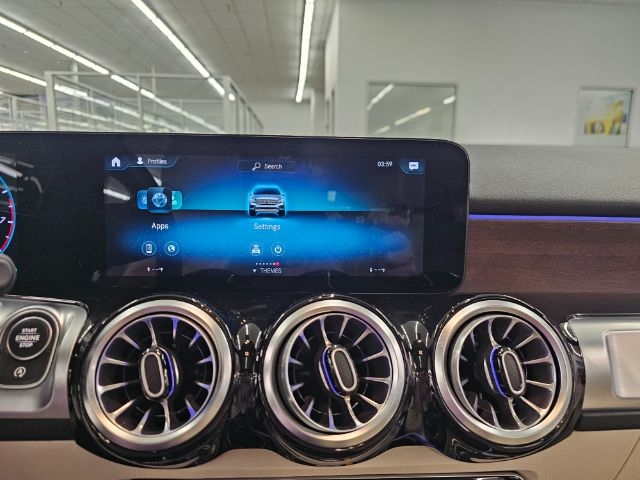 Mercedes-Benz GLB GLB 250 4MATIC SUV 2022