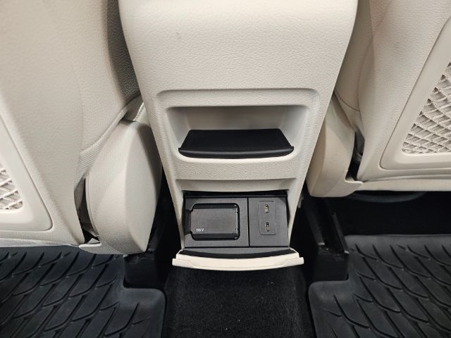 Mercedes-Benz GLB GLB 250 4MATIC SUV 2022