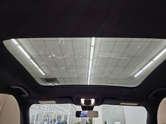 Mercedes-Benz GLB GLB 250 4MATIC SUV 2022