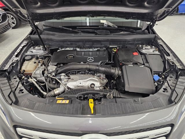 Mercedes-Benz GLB GLB 250 4MATIC SUV 2022