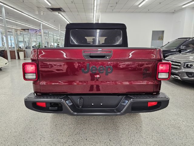 Jeep Gladiator Willys 4x4 2021