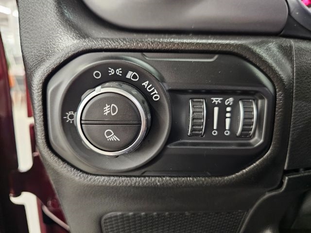 Jeep Gladiator Willys 4x4 2021