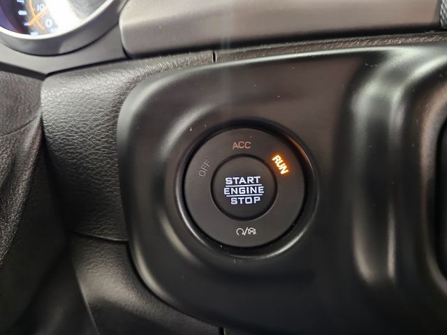 Jeep Gladiator Willys 4x4 2021