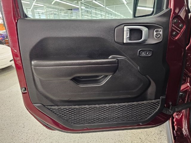 Jeep Gladiator Willys 4x4 2021