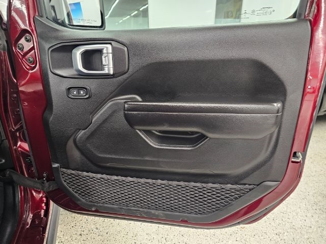 Jeep Gladiator Willys 4x4 2021