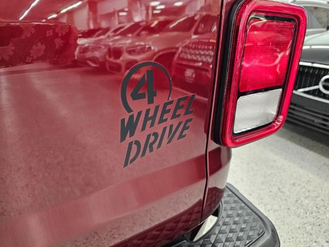 Jeep Gladiator Willys 4x4 2021