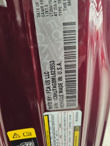 Jeep Gladiator Willys 4x4 2021