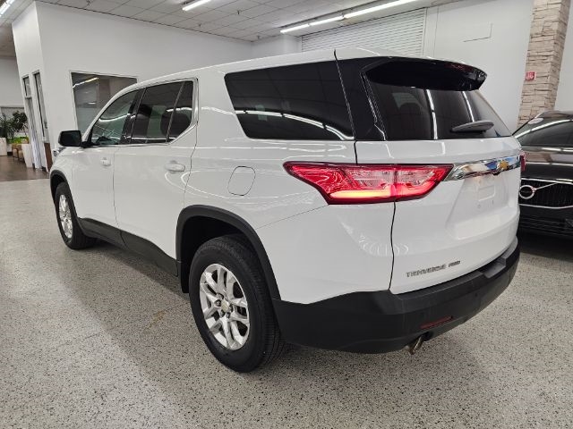 Chevrolet Traverse AWD 4dr LS w/1FL 2021