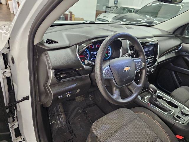 Chevrolet Traverse AWD 4dr LS w/1FL 2021