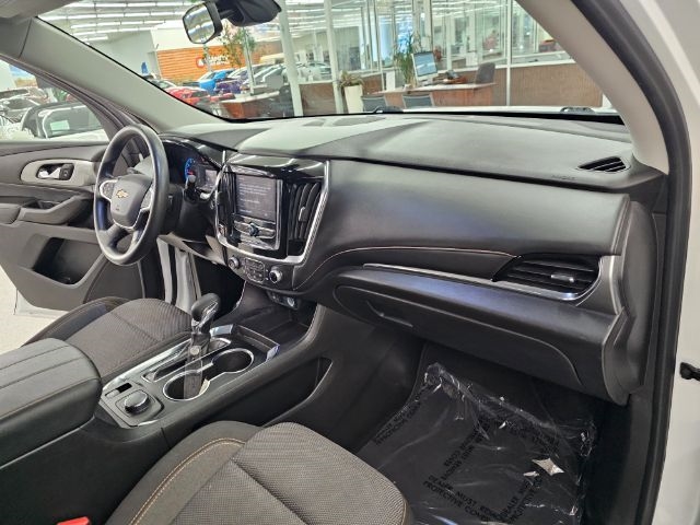 Chevrolet Traverse AWD 4dr LS w/1FL 2021