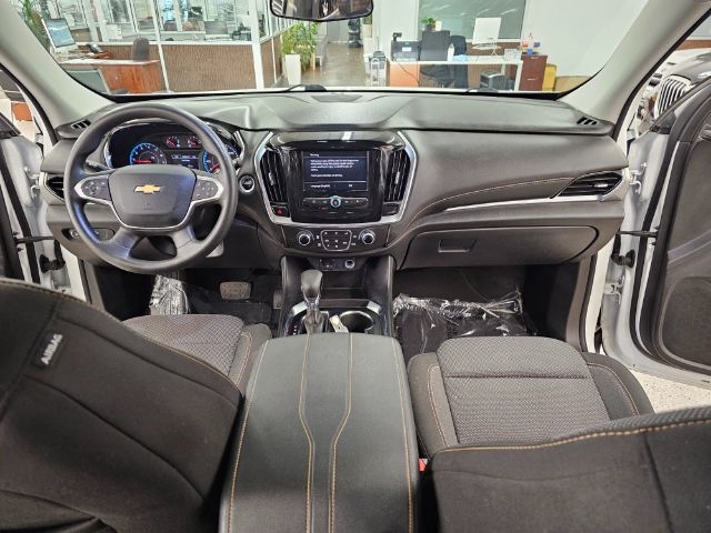 Chevrolet Traverse AWD 4dr LS w/1FL 2021