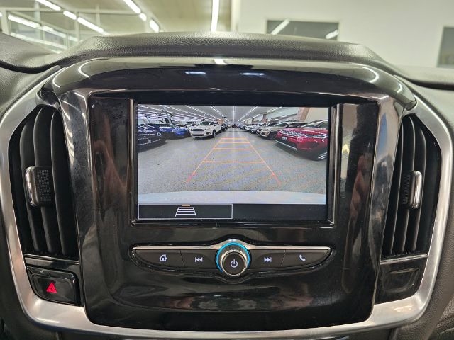 Chevrolet Traverse AWD 4dr LS w/1FL 2021