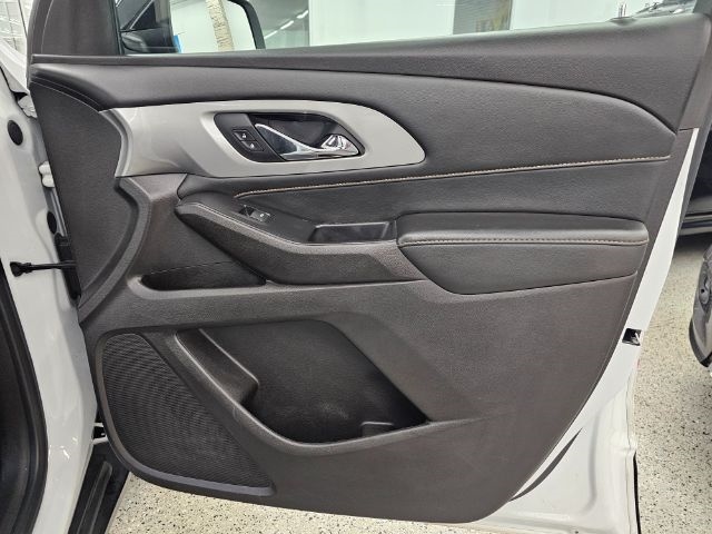 Chevrolet Traverse AWD 4dr LS w/1FL 2021