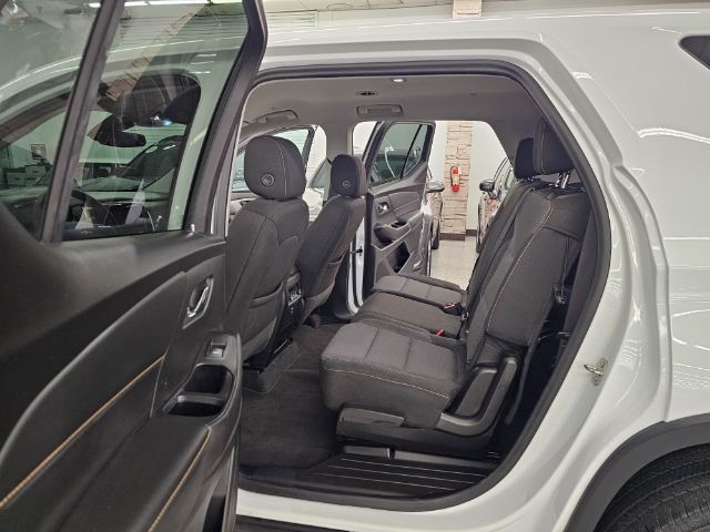 Chevrolet Traverse AWD 4dr LS w/1FL 2021