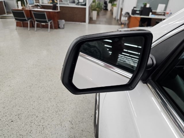 Chevrolet Traverse AWD 4dr LS w/1FL 2021