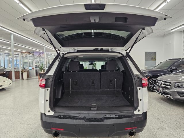 Chevrolet Traverse AWD 4dr LS w/1FL 2021