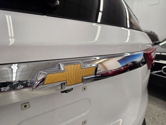 Chevrolet Traverse AWD 4dr LS w/1FL 2021