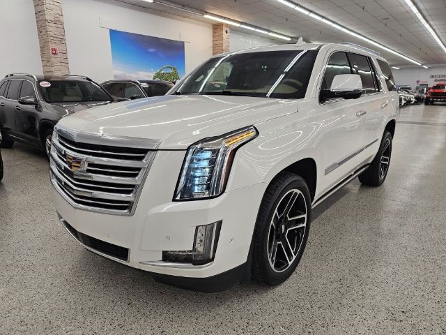 Cadillac Escalade 4WD 4dr Platinum 2019