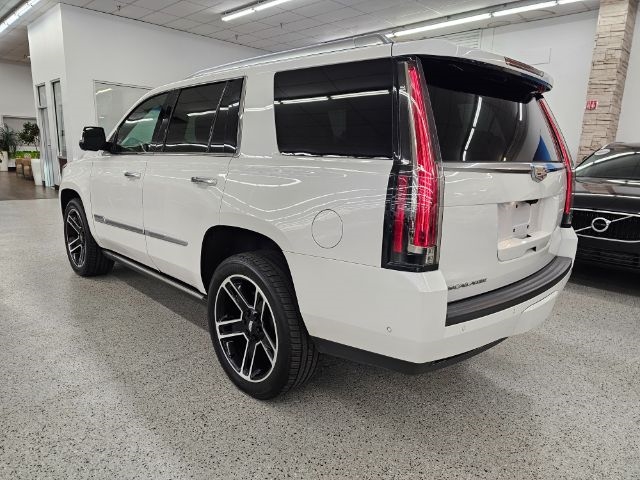 Cadillac Escalade 4WD 4dr Platinum 2019
