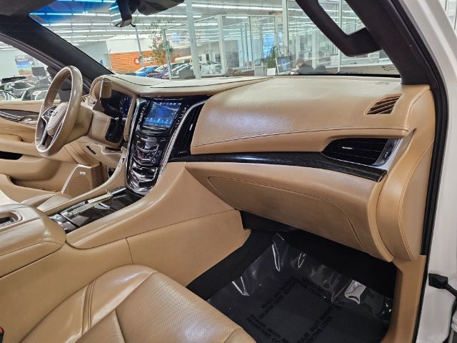 Cadillac Escalade 4WD 4dr Platinum 2019