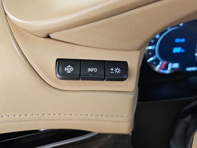 Cadillac Escalade 4WD 4dr Platinum 2019