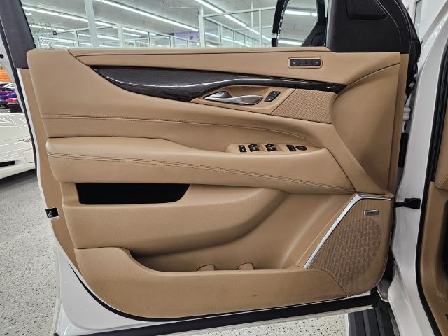 Cadillac Escalade 4WD 4dr Platinum 2019